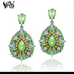 VEYO Green Rhinestone Dangle Drop Earrings